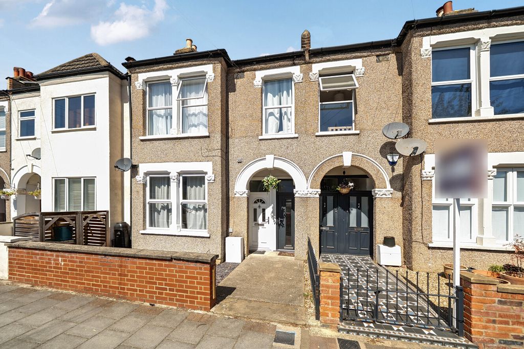 Property photo 1 of 10 1503506-21-6A75Bd...