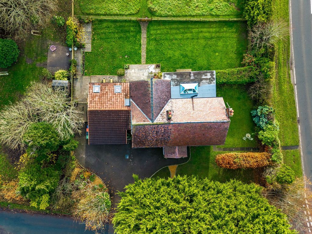 Property photo 3 of 75