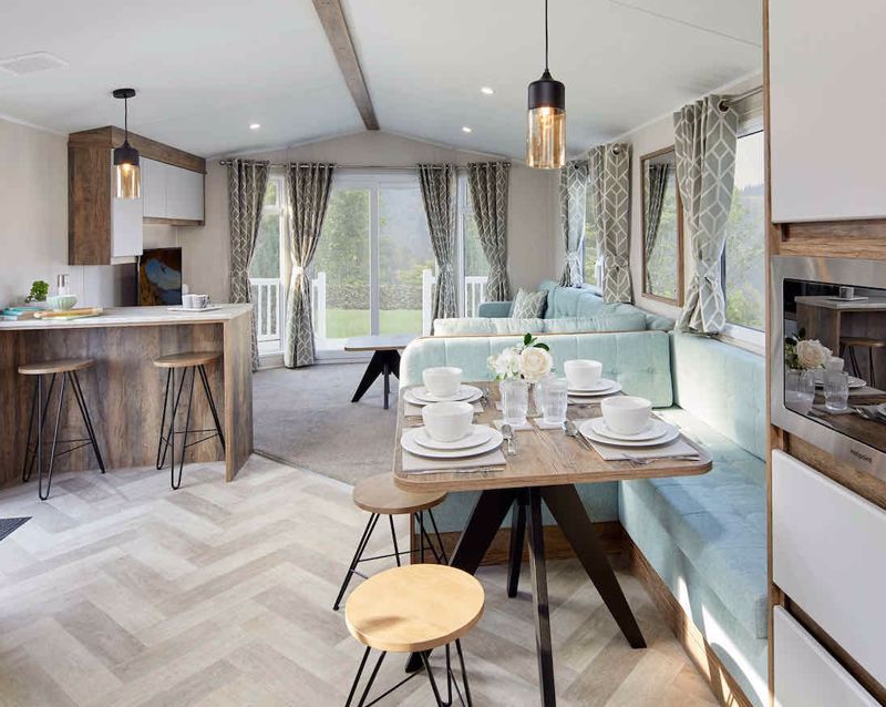 Property photo 3 of 12 Photo 6