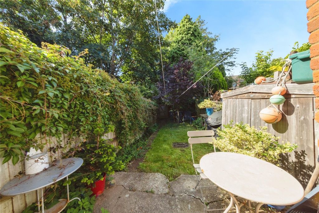 Property photo 3 of 16 Picture No. 13