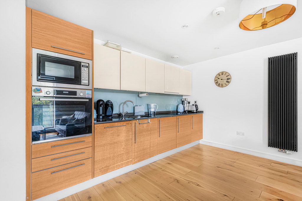 Property photo 3 of 15 Kitchen