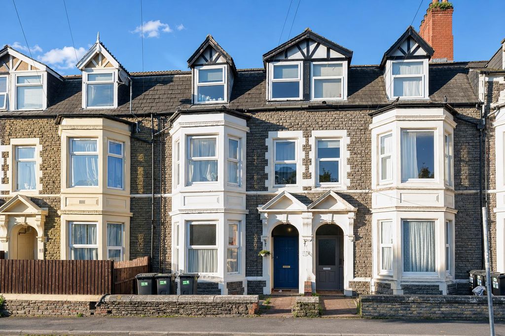 Property photo 1 of 19 61 Colum.Png