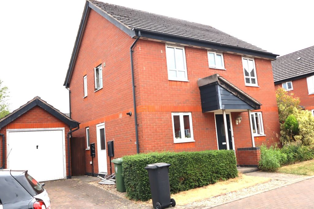 Property photo 1 of 64