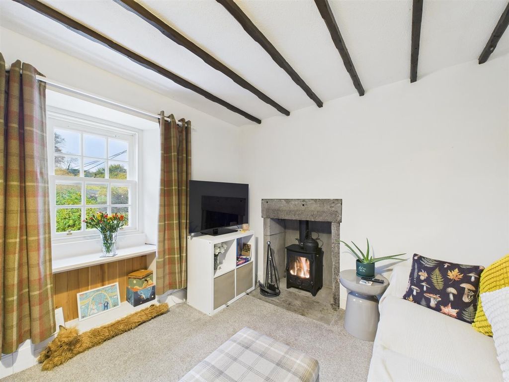 Property photo 3 of 21 Cam01486G0-Pr0906-Still025.Jpg