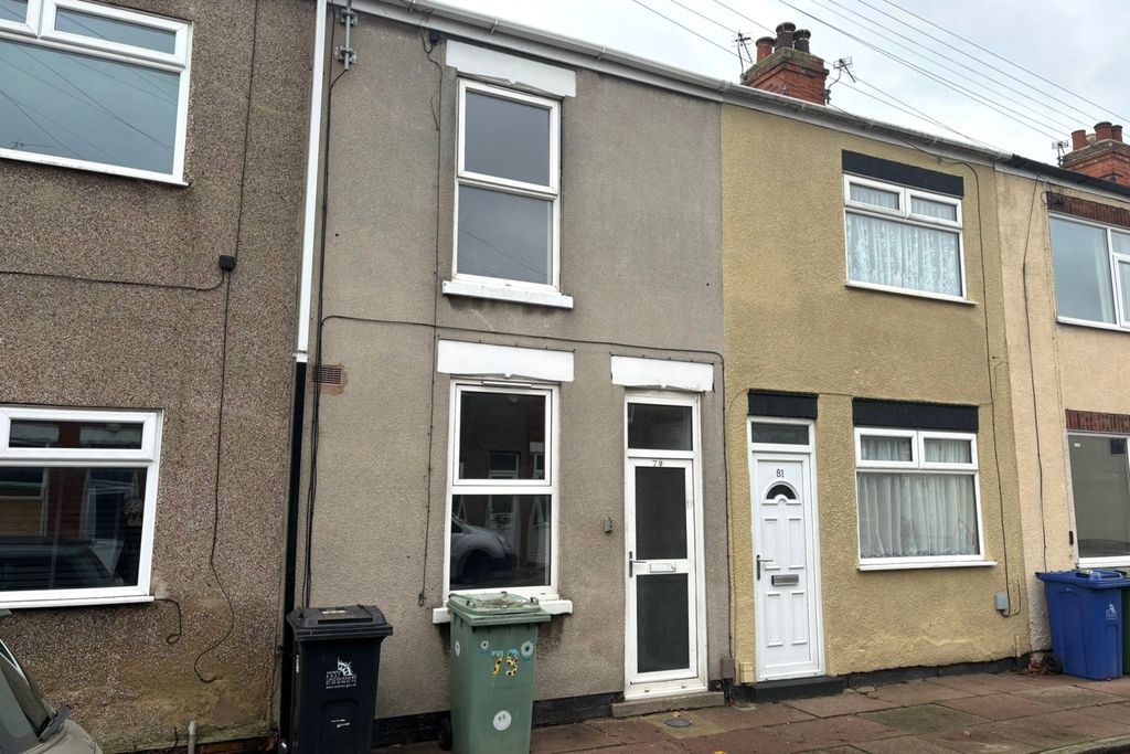 Property photo 1 of 6 Front