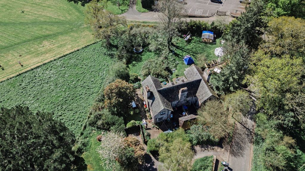 Property photo 3 of 13