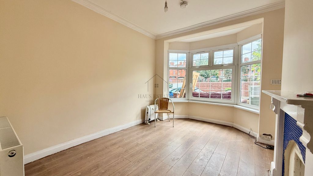 Property photo 2 of 6 1