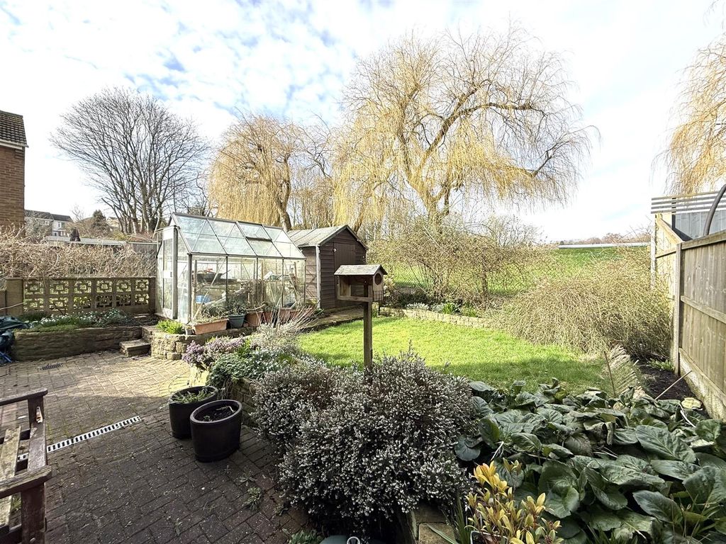 Property photo 2 of 16 Dovedale 15.Jpg