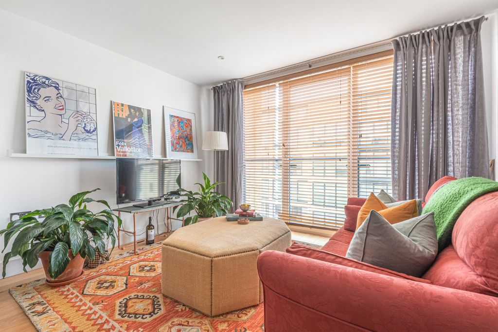 Property photo 3 of 15 Picture No. 03