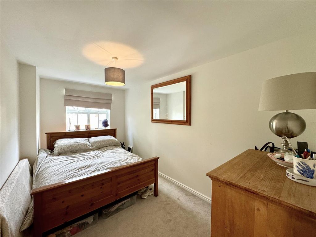 Property photo 3 of 19 Bedroom 2