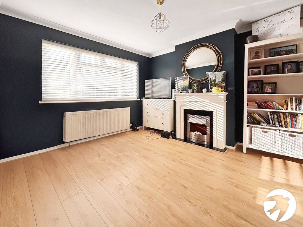 Property photo 2 of 12 Picture No. 03