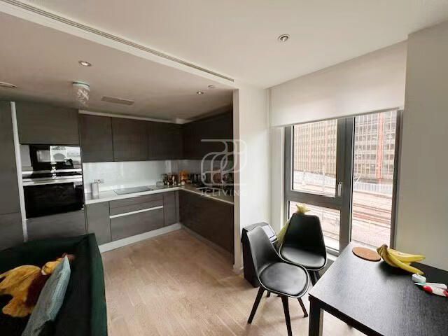 Property photo 3 of 9 Kitchen