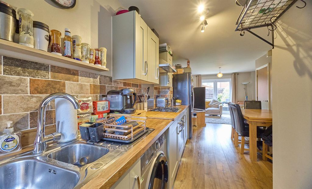Property photo 3 of 15 Open Plan Dining/Kitchen