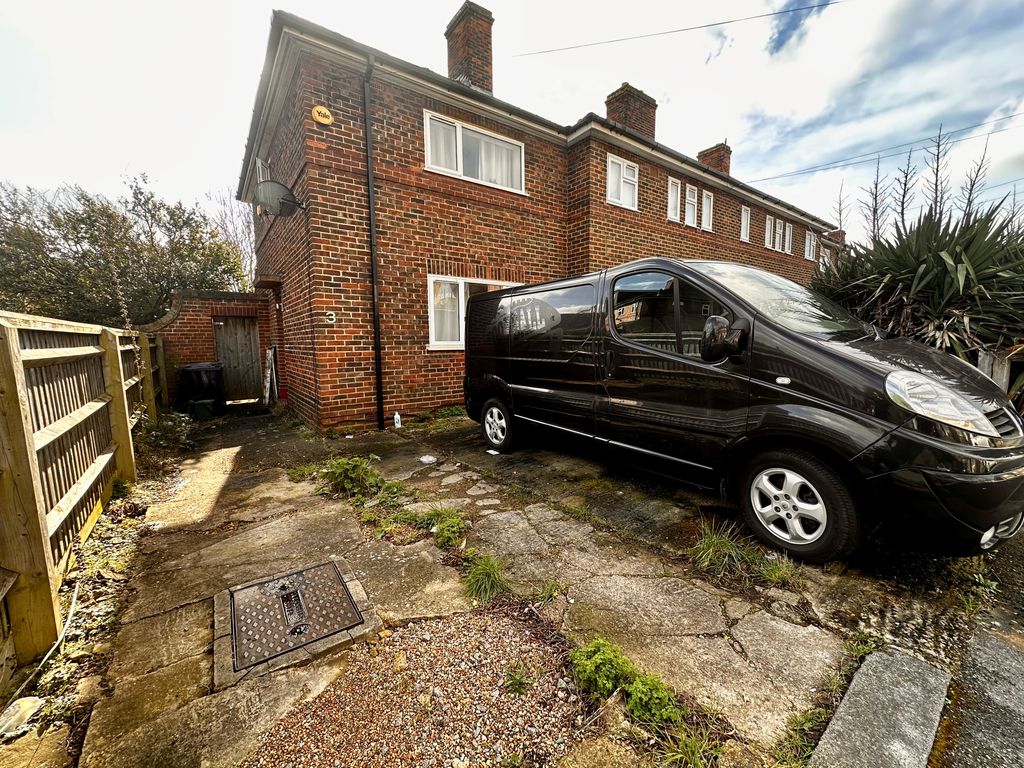 Property photo 1 of 11 Image