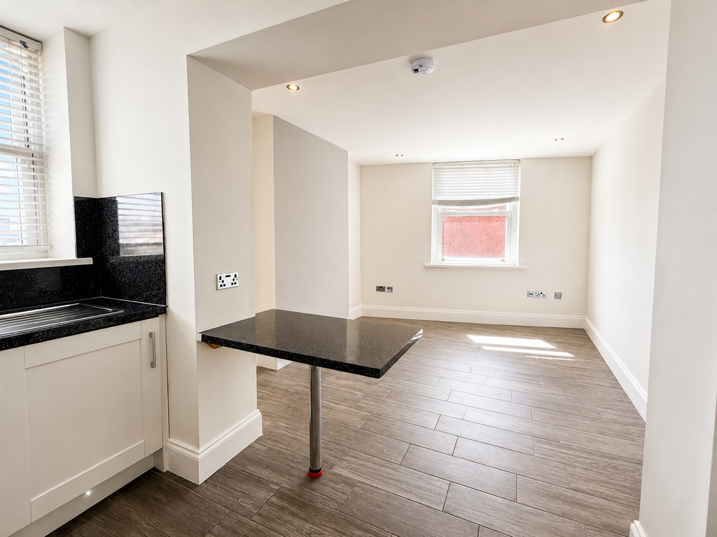 Property photo 1 of 4