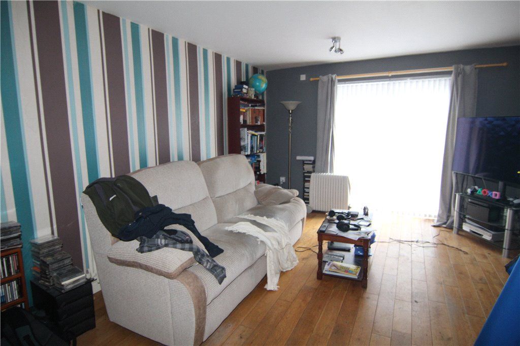 Property photo 3 of 6 Picture No. 04