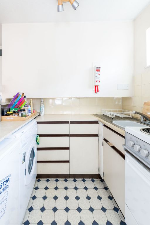Property photo 2 of 5