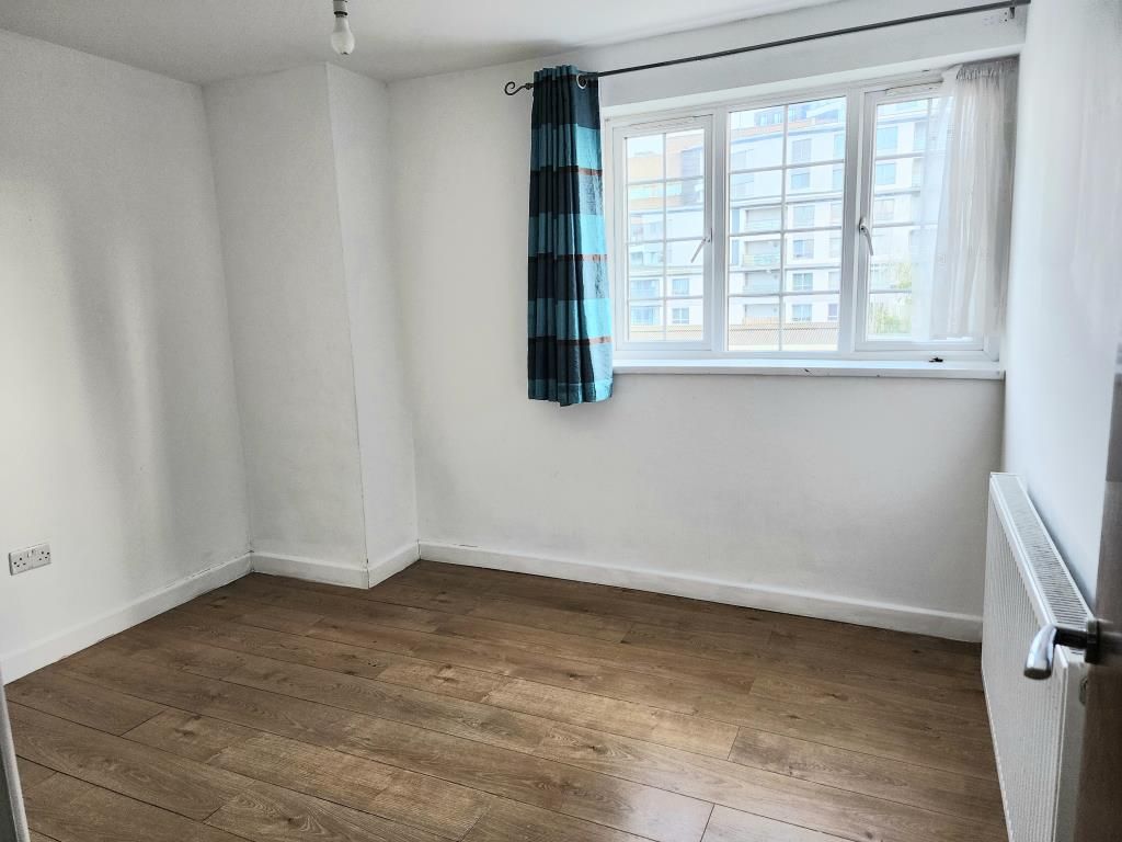 Property photo 3 of 4 Bedroom