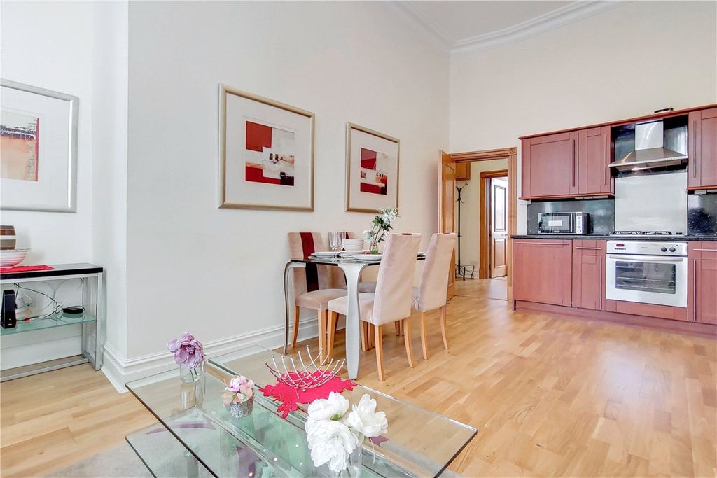 Property photo 3 of 11 Picture No. 31