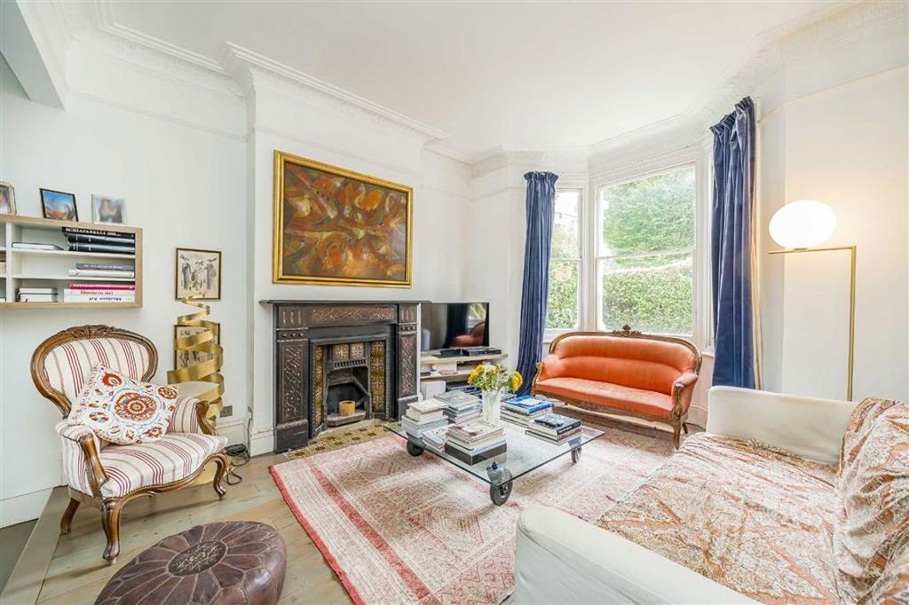 Property photo 1 of 8
