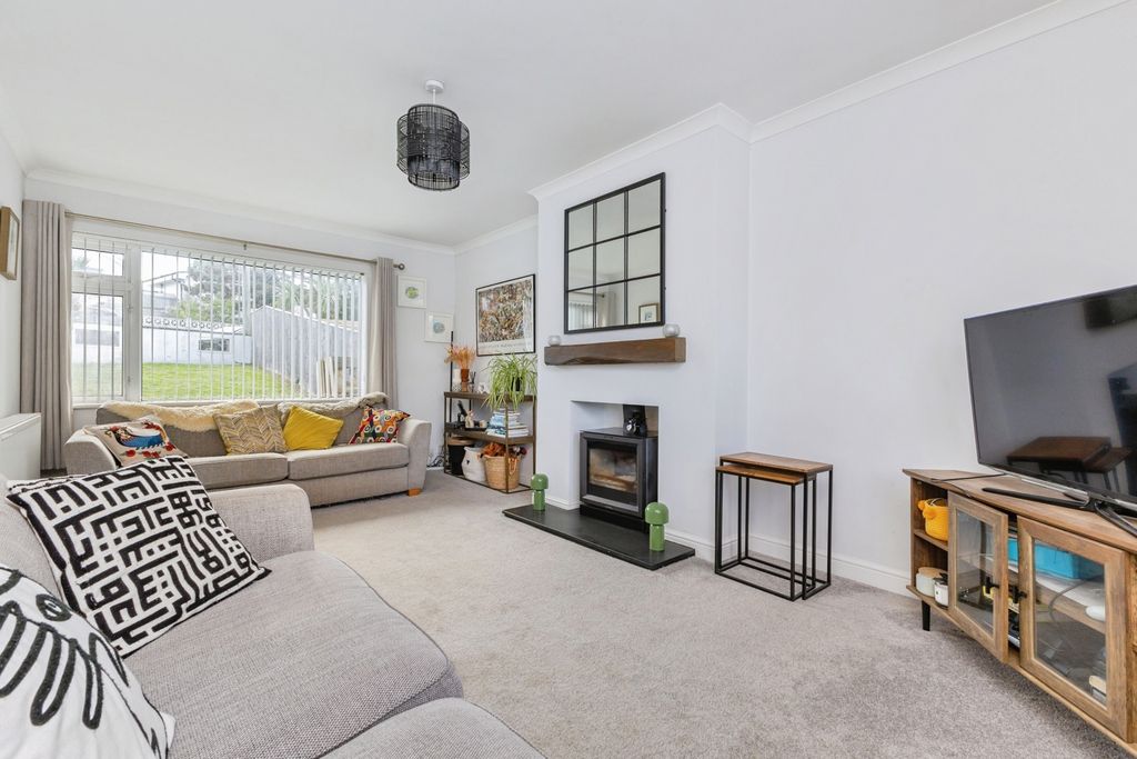Property photo 3 of 22 Pbox-Img.Jpg