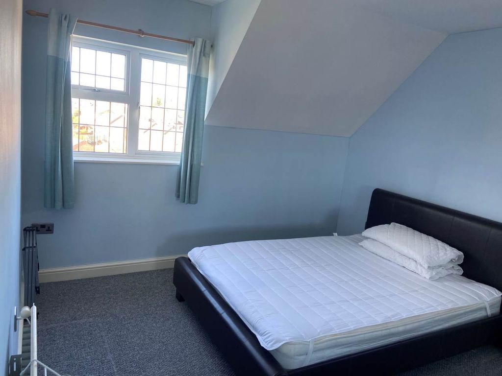 Property photo 1 of 9 Bedroom 3 - Second Floor