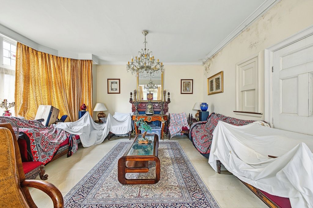Property photo 3 of 23 Pbox-Img.Jpg