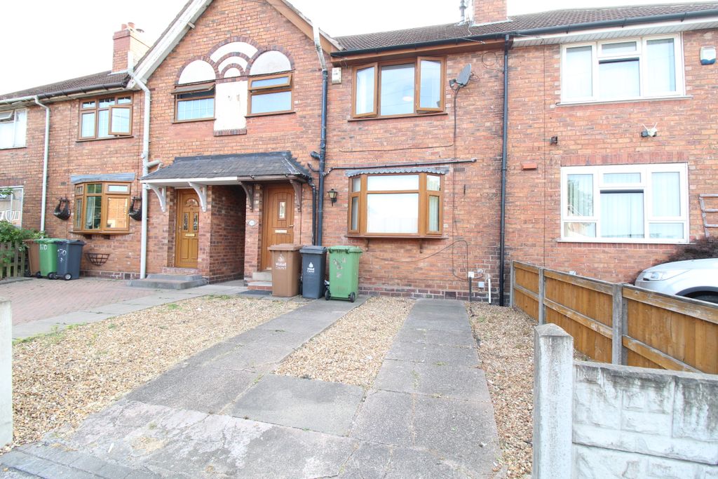 Property photo 1 of 16 3 Bedroom Mid-Terrace For Rent, Willenhall St, Darlaston, Ws10