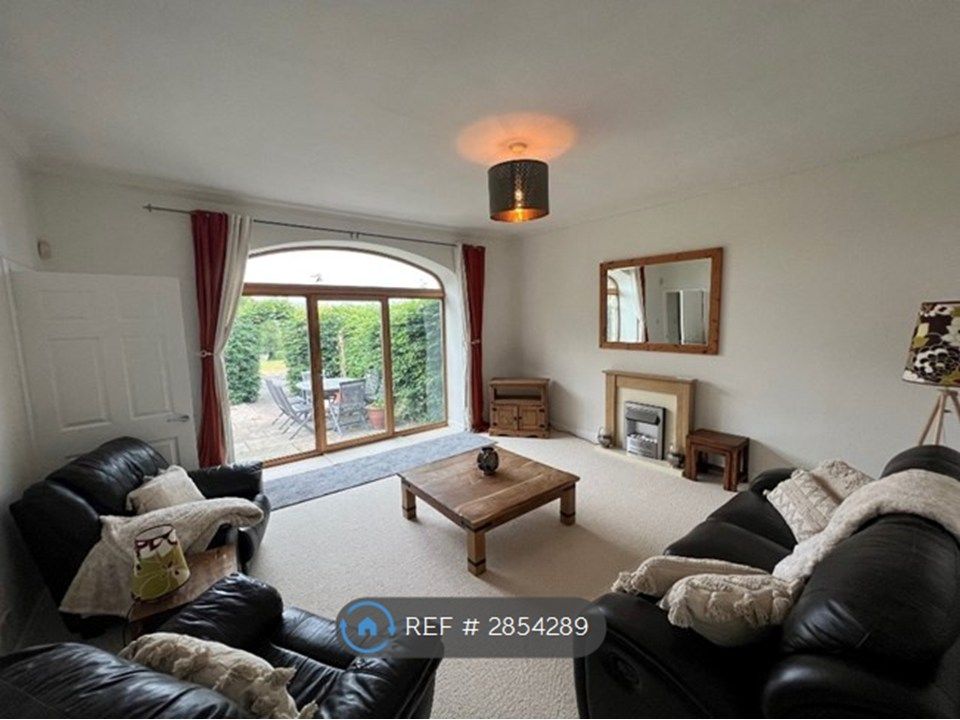 Property photo 3 of 19