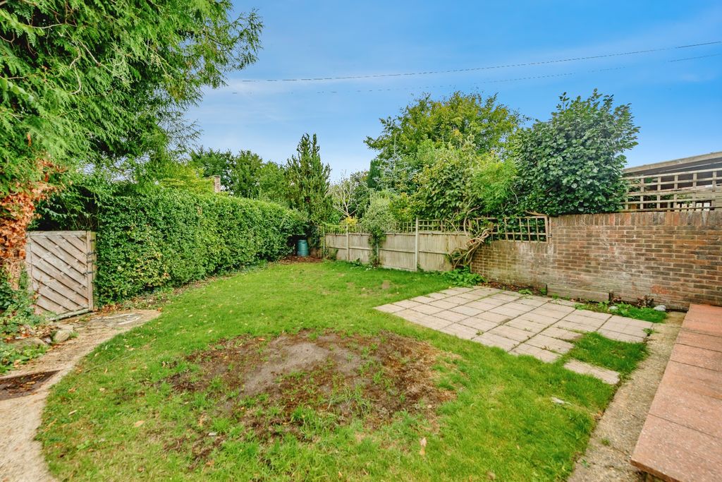 Property photo 3 of 20
