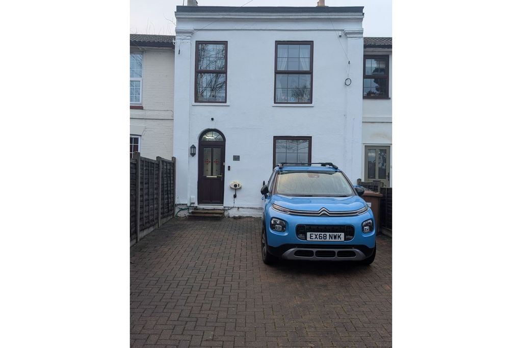 Property photo 1 of 16