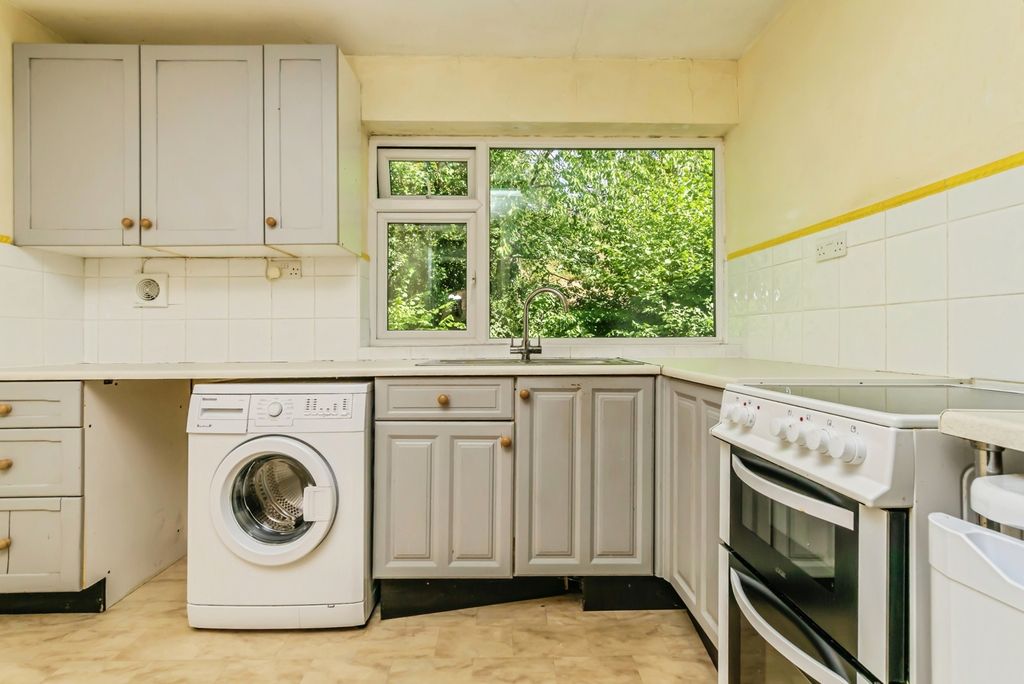 Property photo 3 of 21 Pbox-Img.Jpg