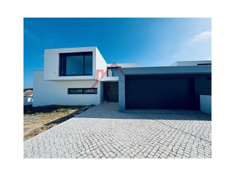 Property photo 1 of 26