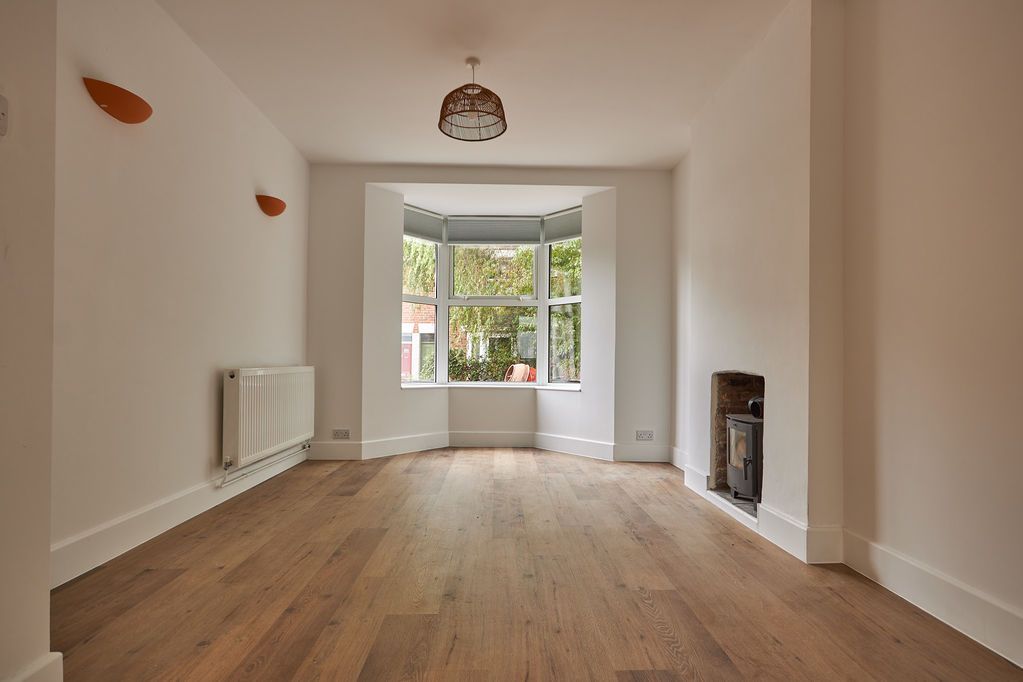 Property photo 3 of 14 Living Room