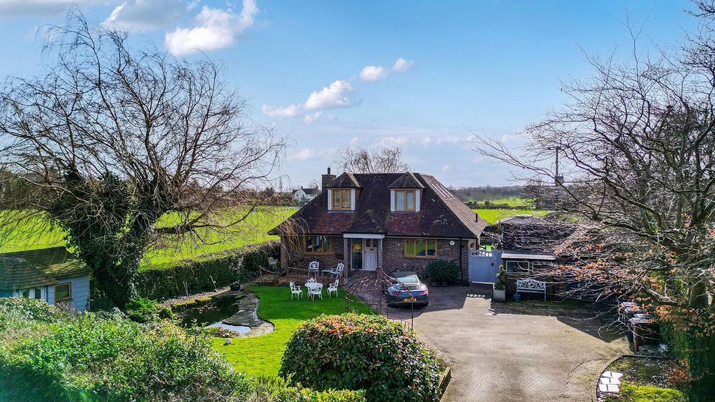 Property photo 1 of 42