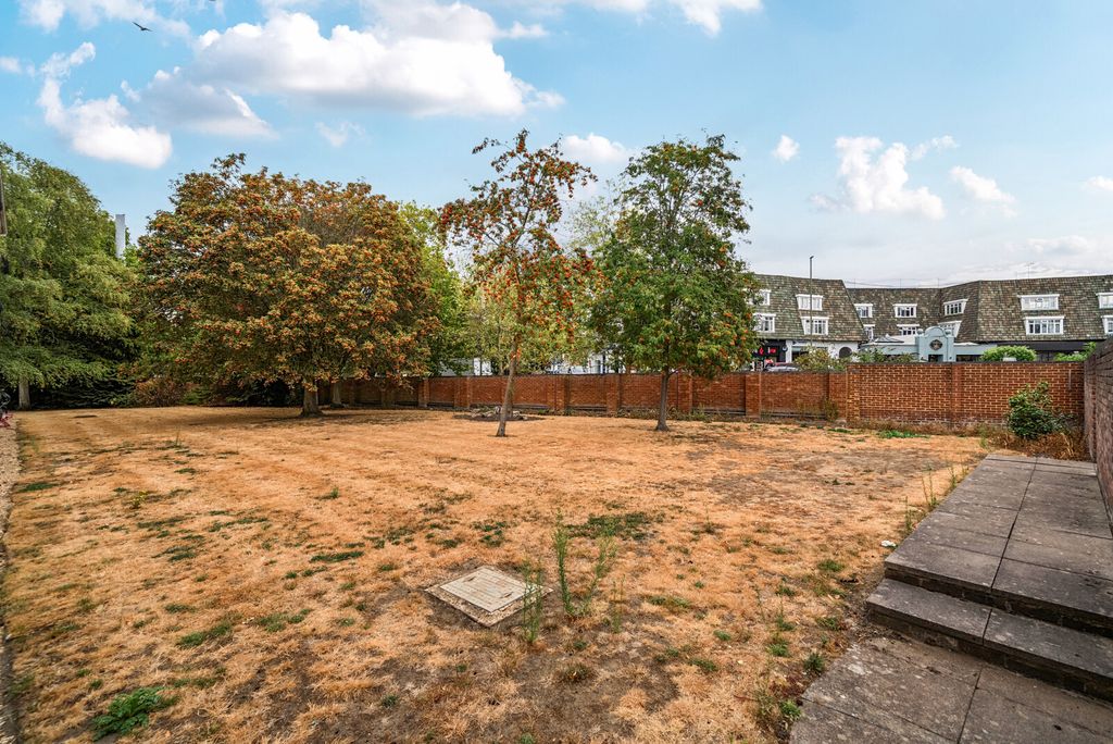 Property photo 2 of 13 1497365-1-1A0253E...