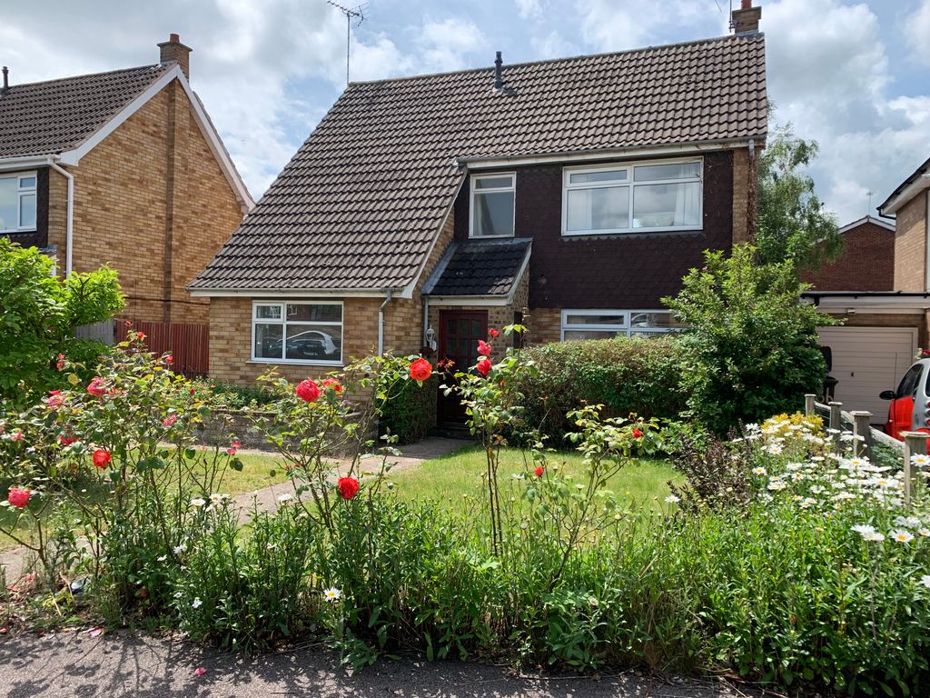 Property photo 1 of 17 3 Bedroom House For Rent