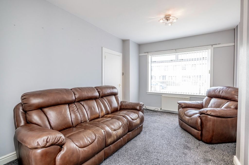 Property photo 2 of 16 2