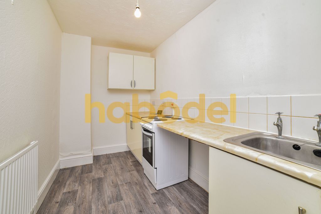 Property photo 2 of 5