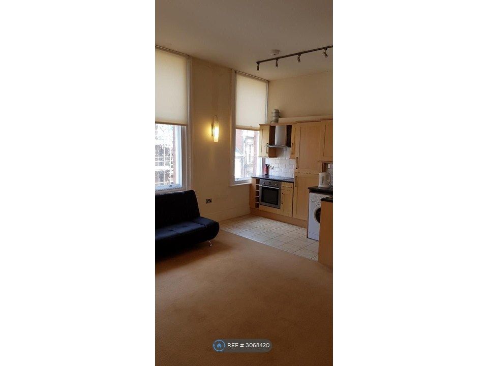 Property photo 3 of 12