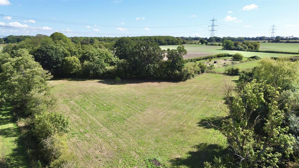 Property photo 2 of 28 Separate Field