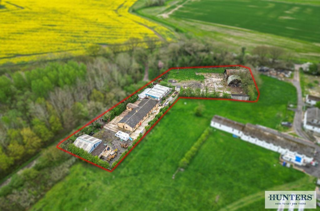 Property photo 1 of 37 45d9B6F8-5B68-457c-98A6-Da7c28F01702.Jpg