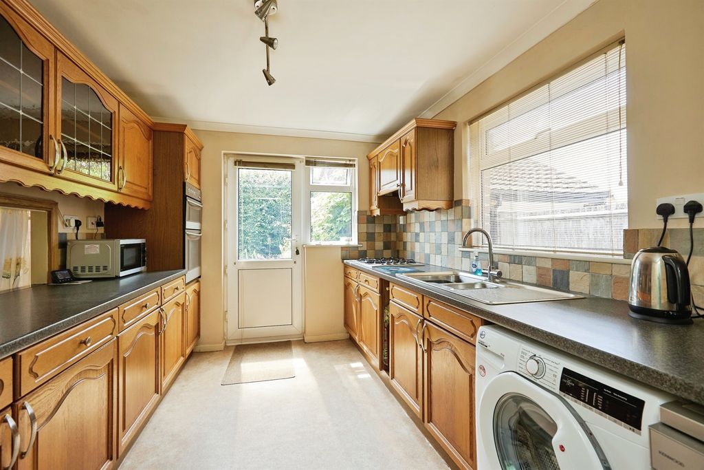 Property photo 3 of 15