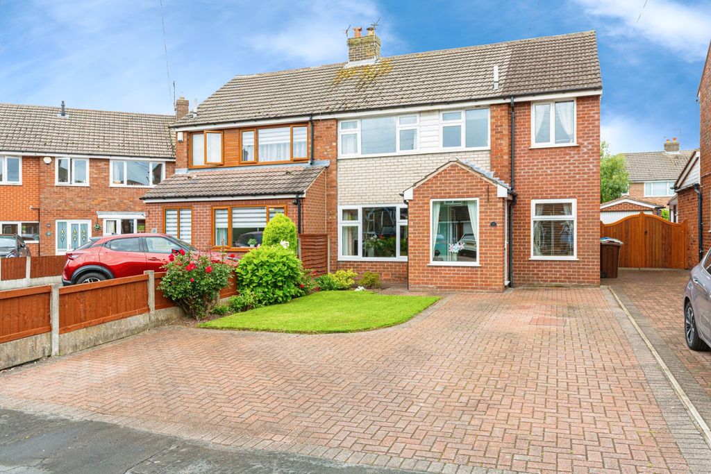 Property photo 1 of 15