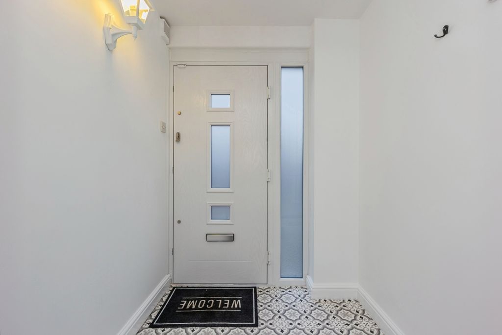 Property photo 2 of 24 Pbox-Img.Jpg