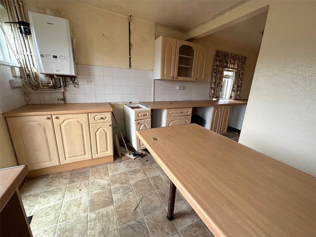 Property photo 3 of 18 Picture No. 05