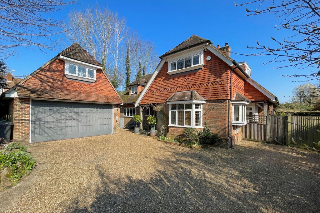 Property photo 1 of 67