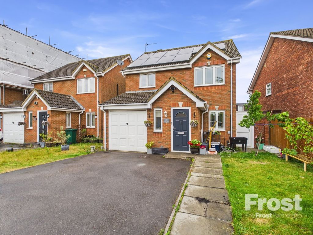 Property photo 1 of 19 Front