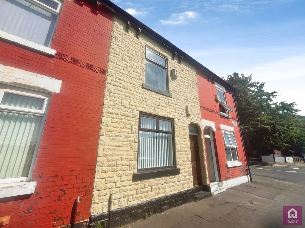 Property photo 1 of 18 Pbox-Img.Jpg