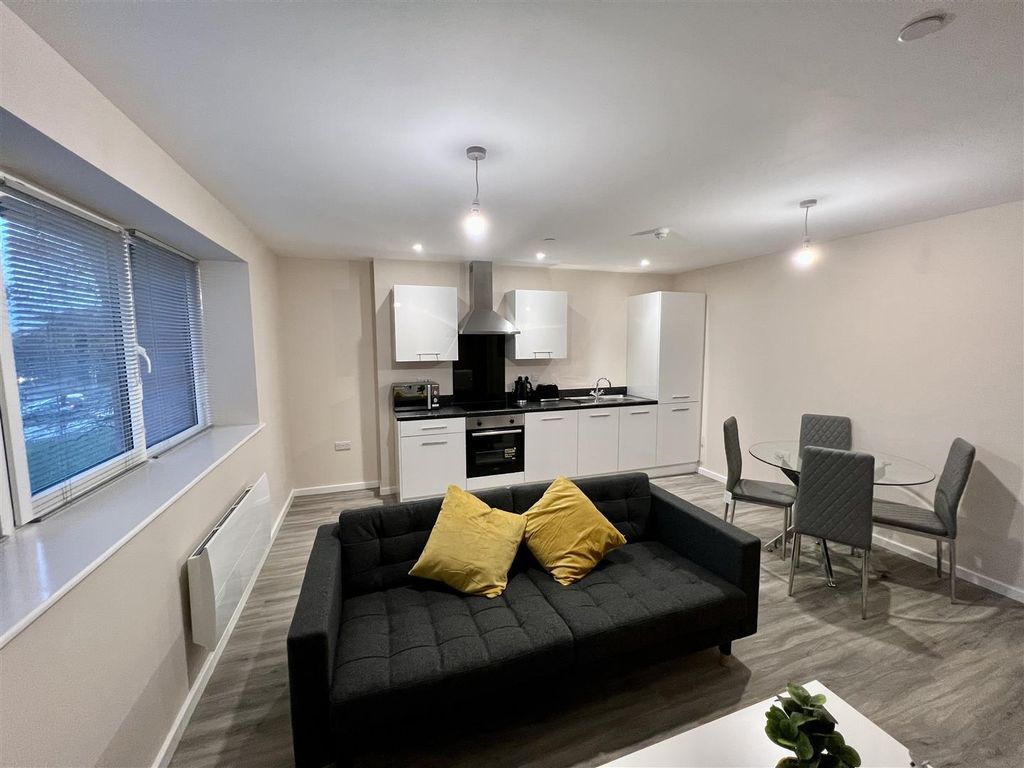 Property photo 2 of 6 Sliqdayrgkqdwjpu86XI_G.Jpg